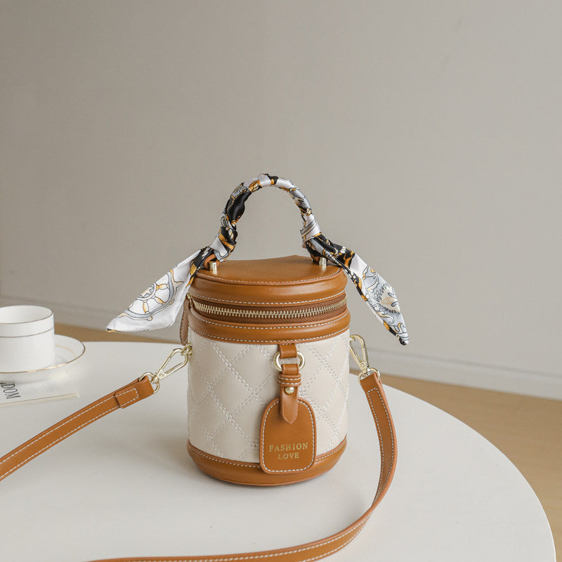 Amélie Quilted Mini Bucket Bag HR06