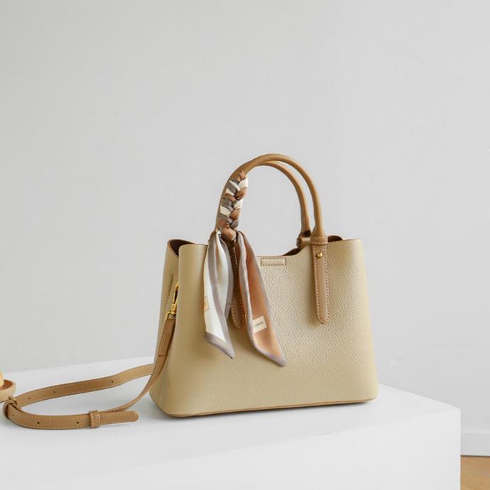Aurelia Arc Tote Bag DW24