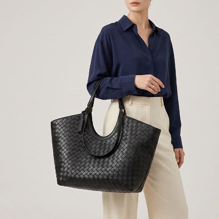Celeste Black Woven Tote Bag MT30