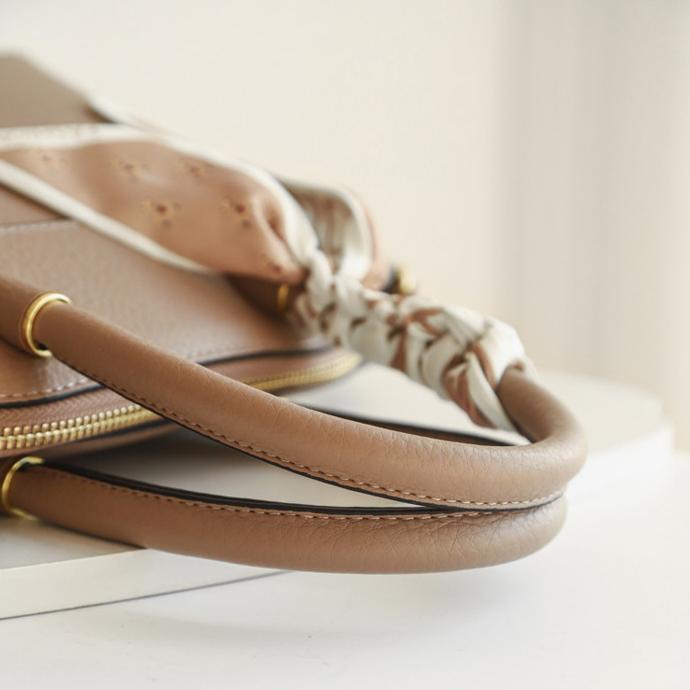 Elegant Lychee-Grain Leather Top Handle Crossbody Bag DW85
