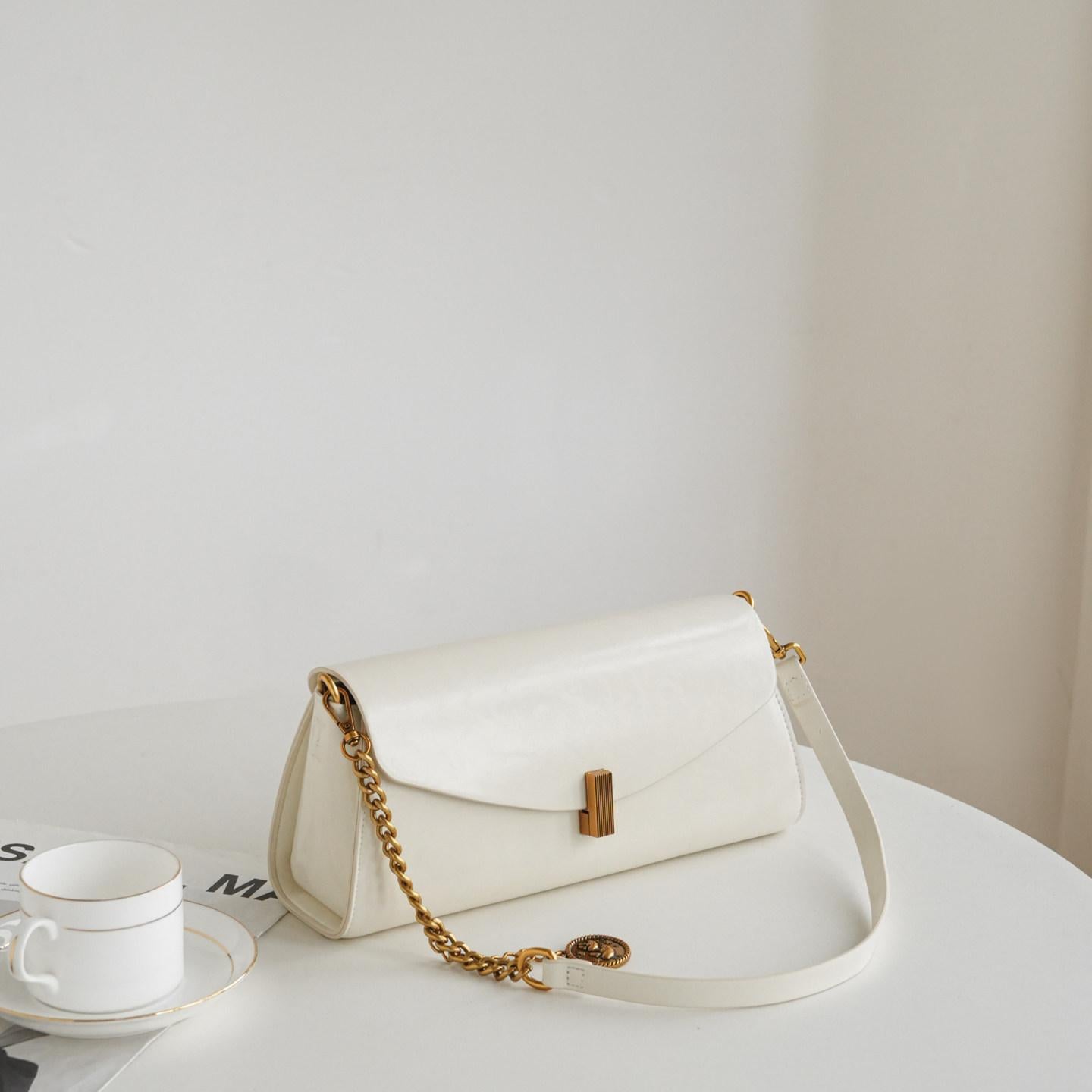 Élise Ivory Shoulder Bag MF176