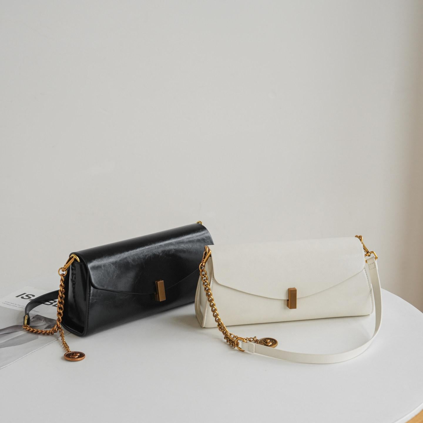 Élise Ivory Shoulder Bag MF176