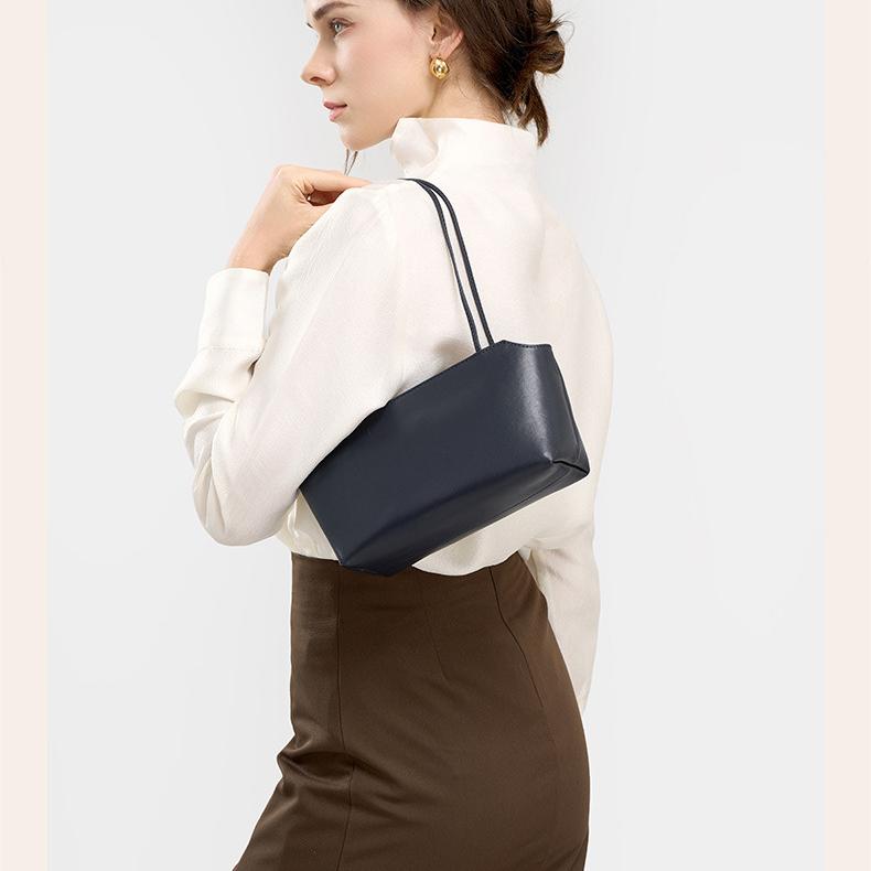 Elise Leather East-West Shoulder Bag ES23