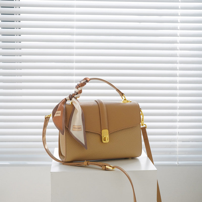 Éloïse Soft-Grain Top Handle Bag LN81