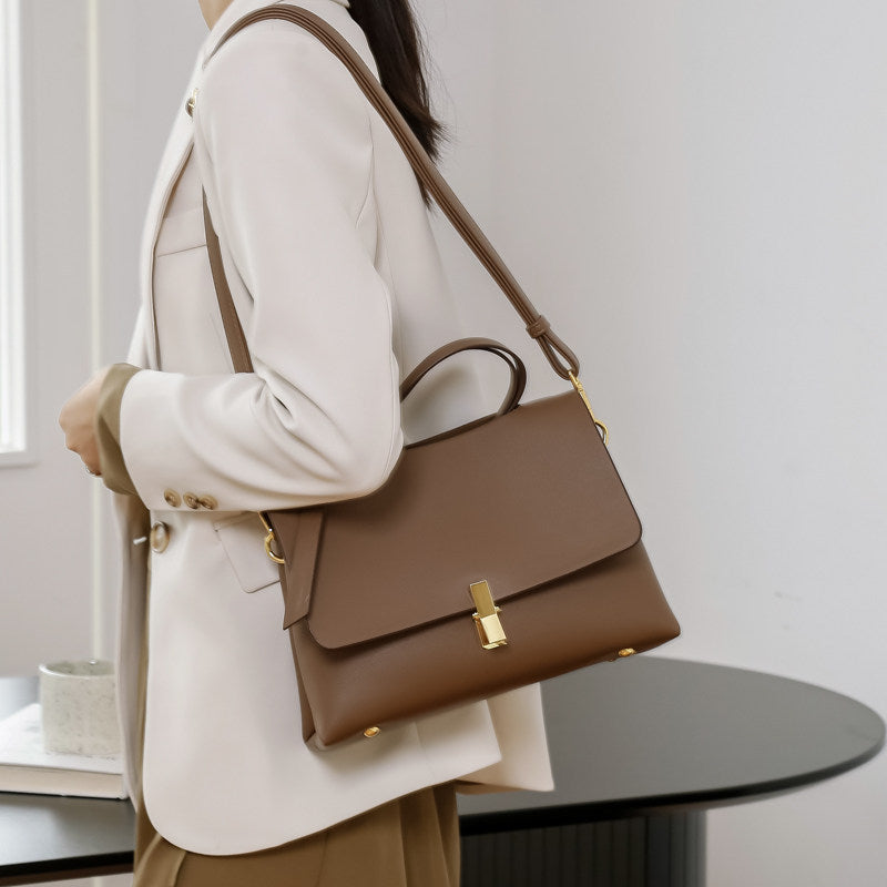 Éloise Structured Top Handle Shoulder Bag CZ310