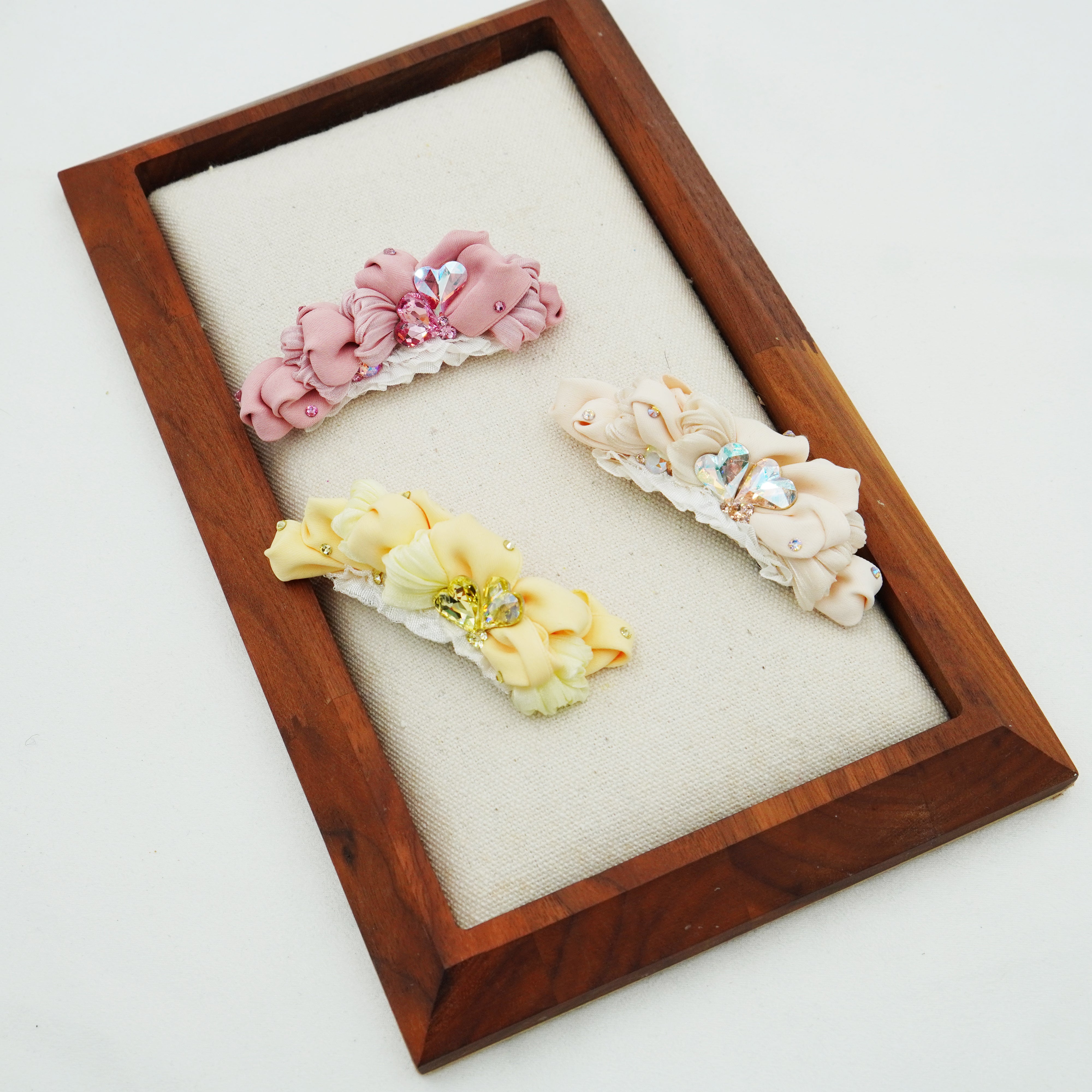 Lunapaw Milk Silk Bud Headband HB15