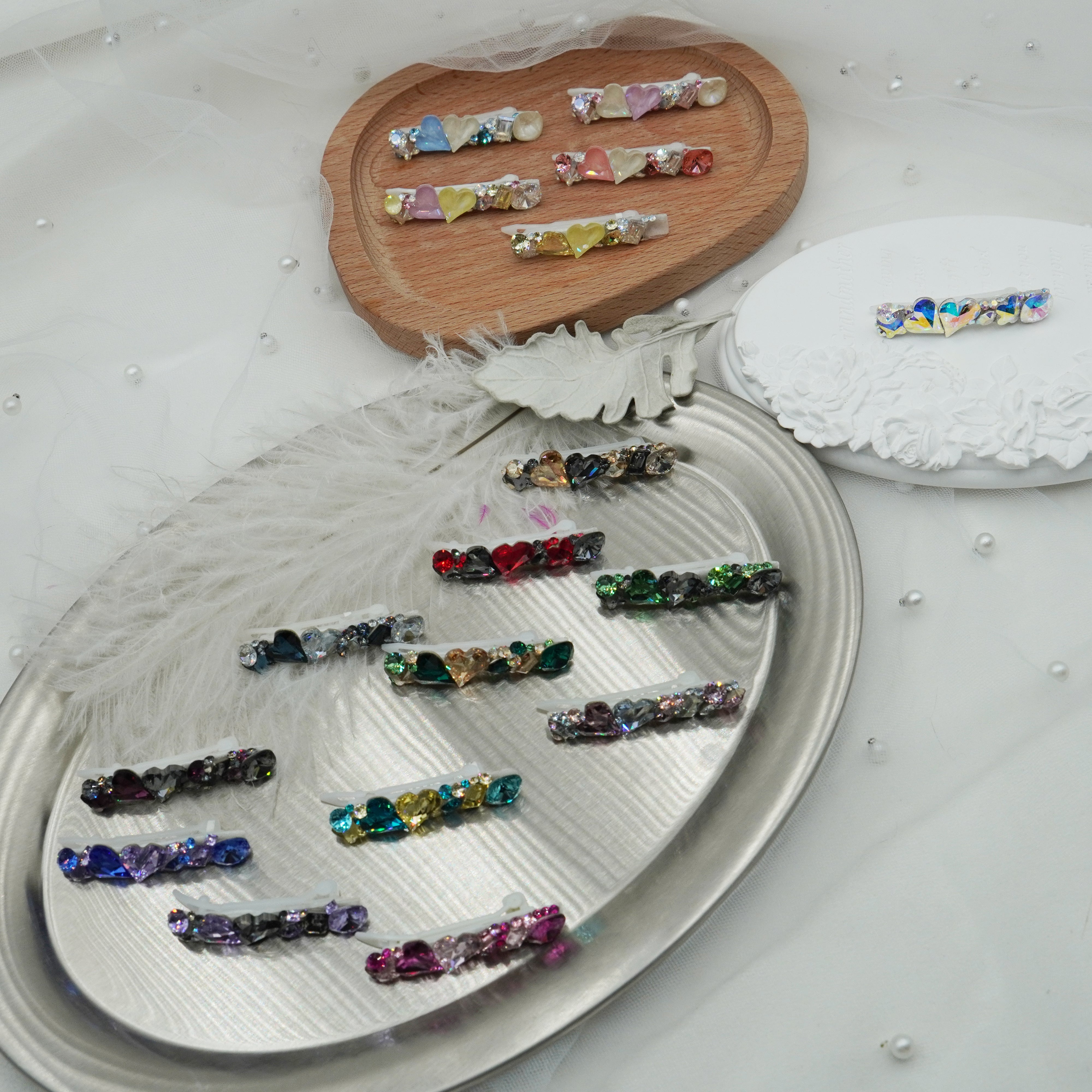 Lunapaw Double Heart Bar Luxury Crystal Top Clip TP36