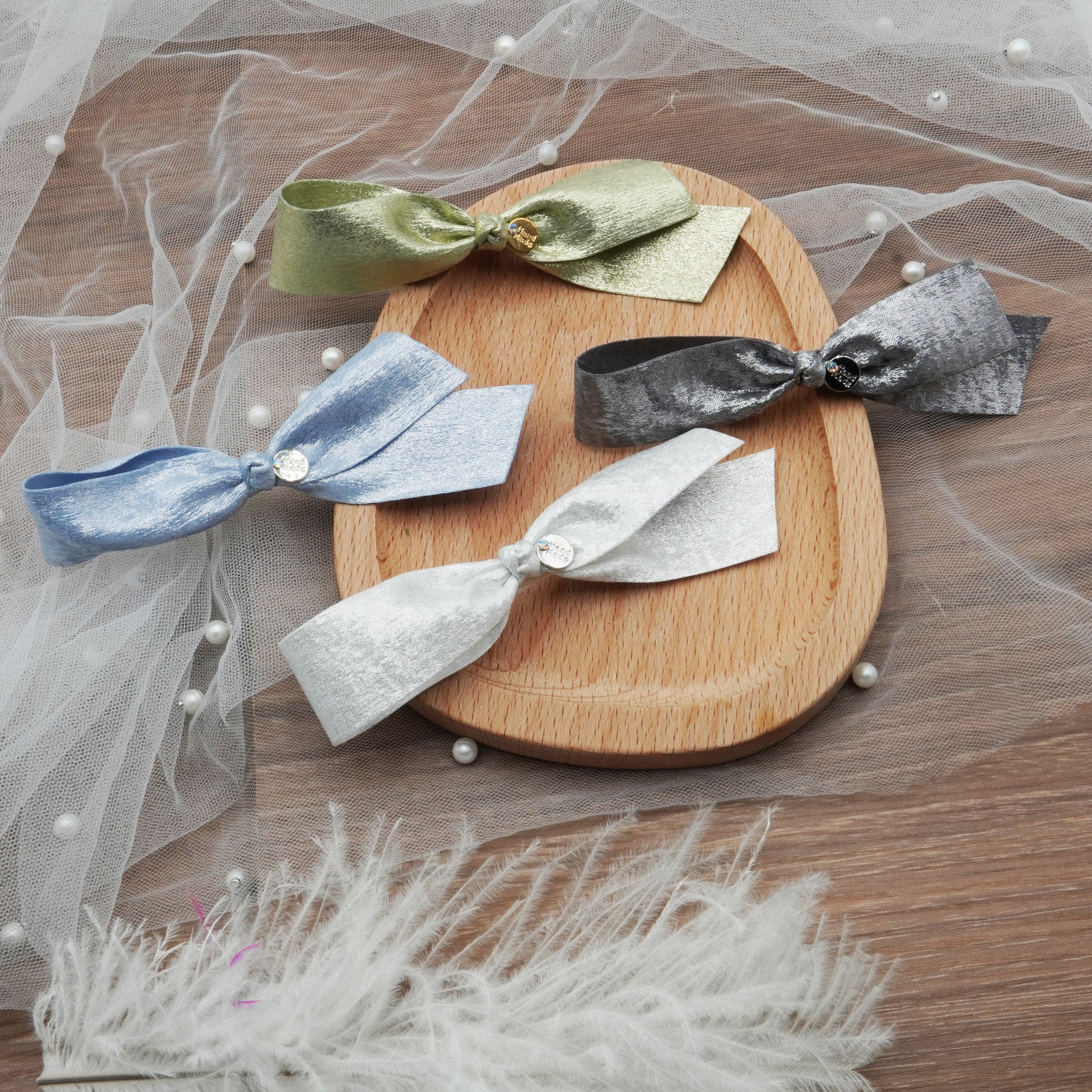 Lunapaw Gold & Silver Foil-Coated Ribbon Streamer Bow Fabric Top Clip TP2020