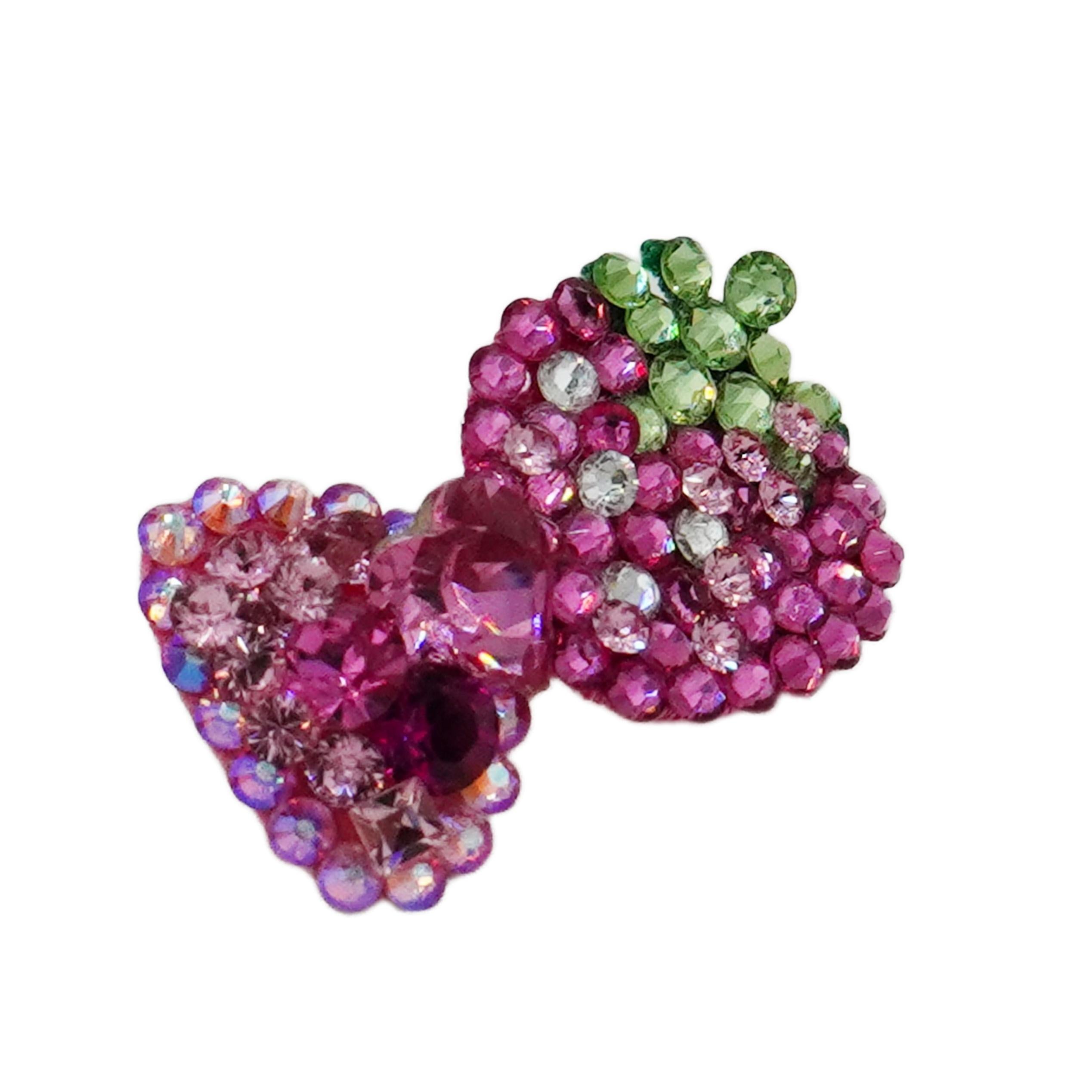 Lunapaw Heart Strawberry Luxury Crystal Top Clip TP27