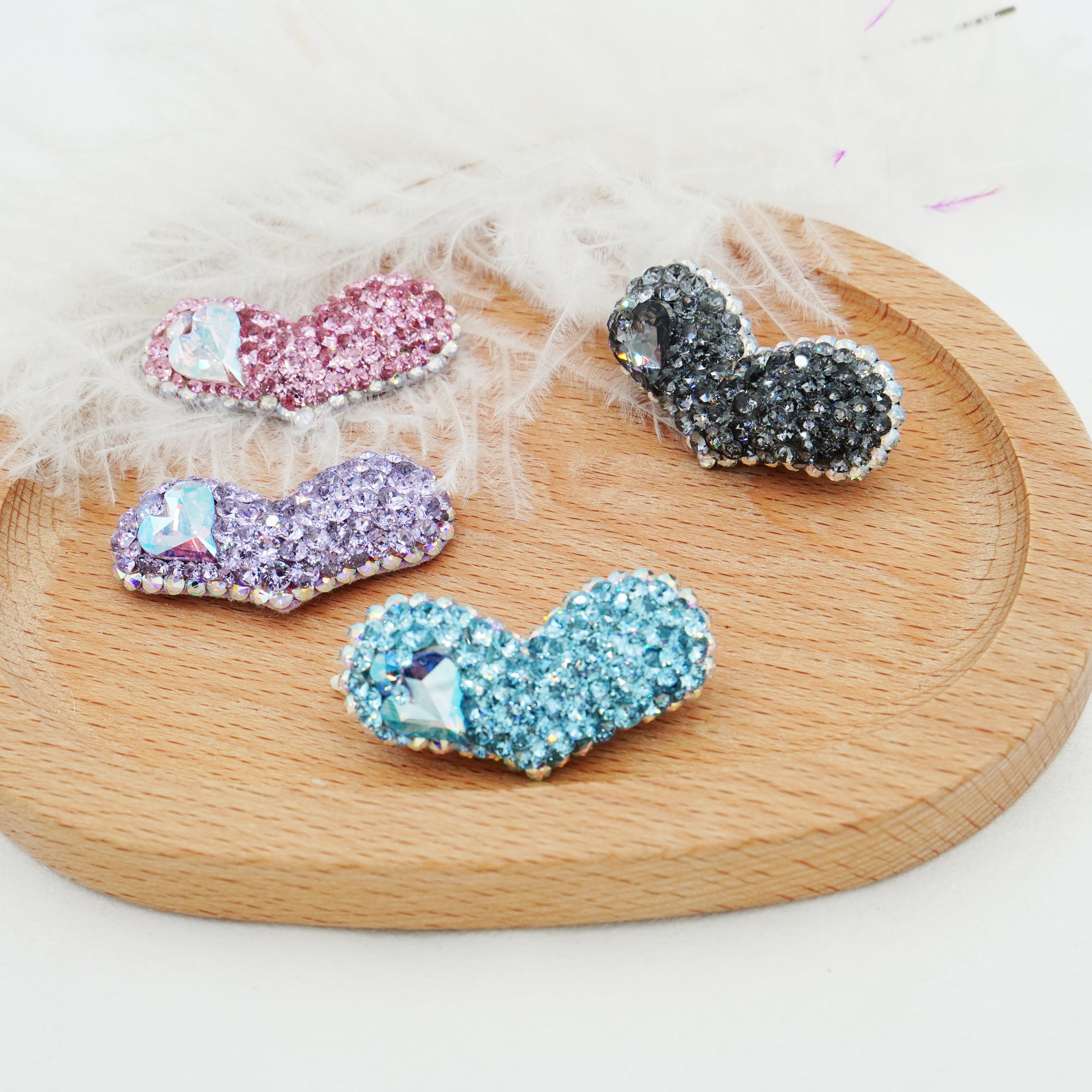 Lunapaw Structured 3D Large Heart Luxury Crystal Top Clip TP35