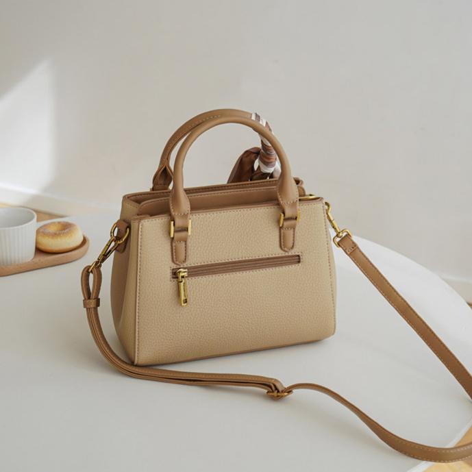 Luxe Pebbled Leather Boston Crossbody Bag with Silk Scarf DW70
