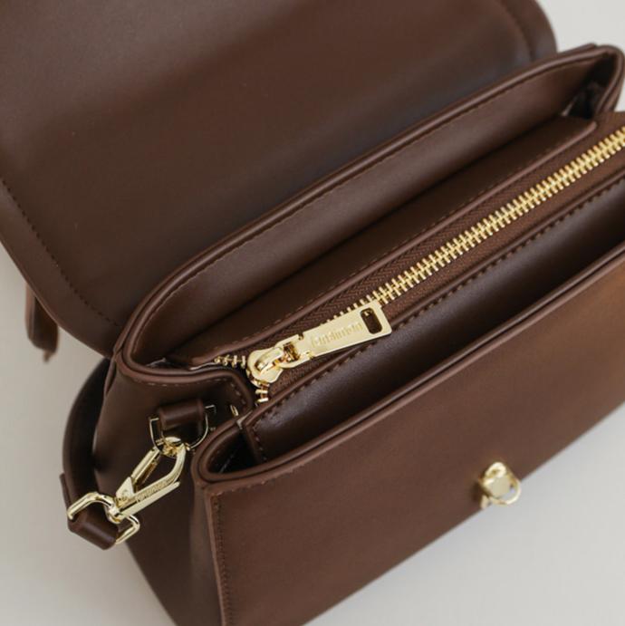 Nappa-Grain Flap Shoulder Bag CJ113