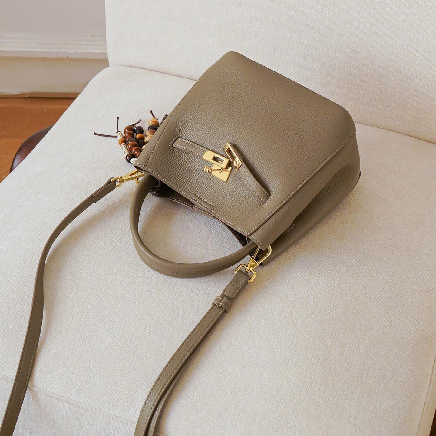 Noir Belle Mini Bucket Bag HU006