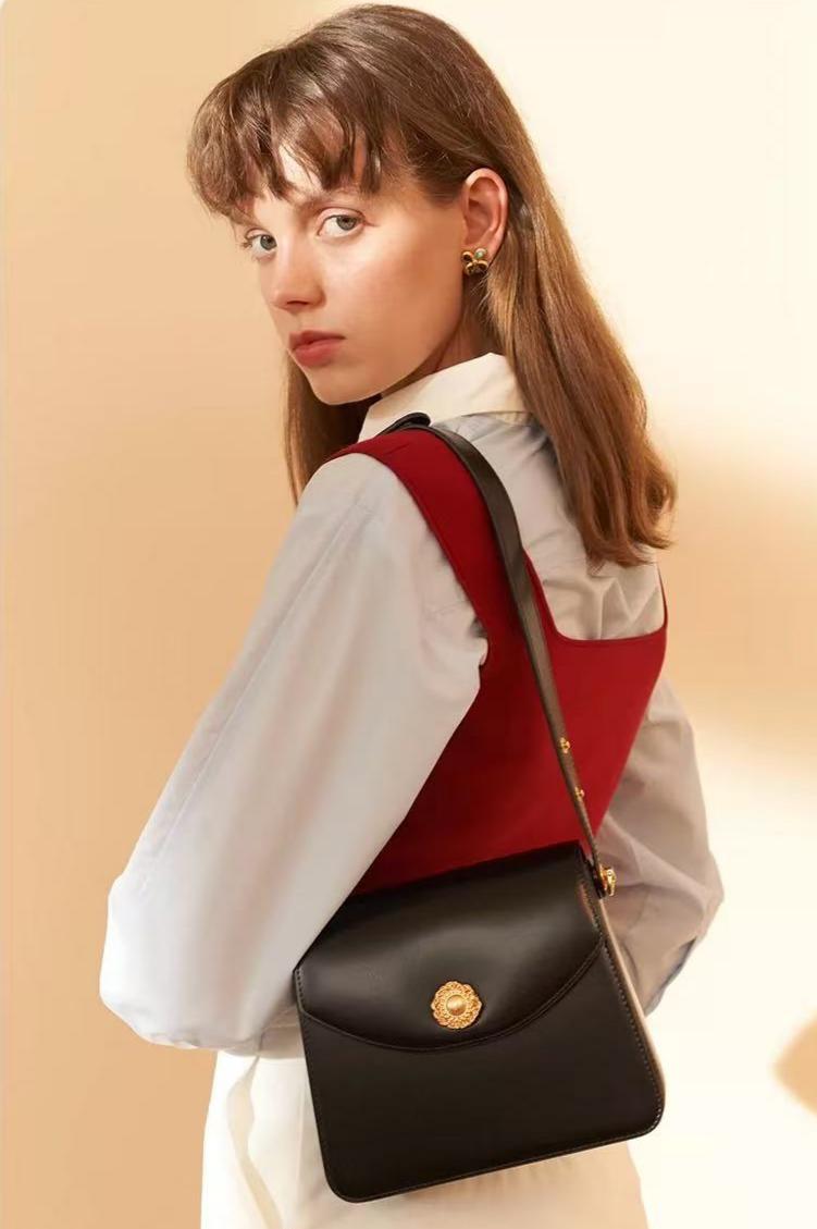 Rose Isle Sugar Cube Shoulder Bag MF937