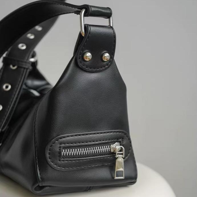Soft Crescent Bag in Smooth Vegan Leather DW60