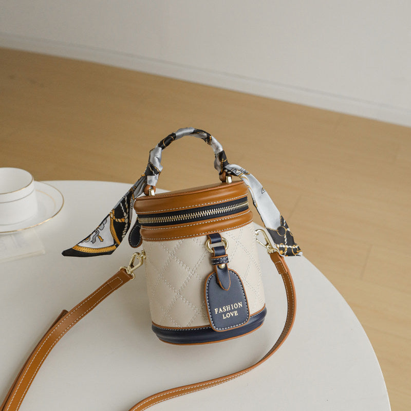 Amélie Quilted Mini Bucket Bag HR06