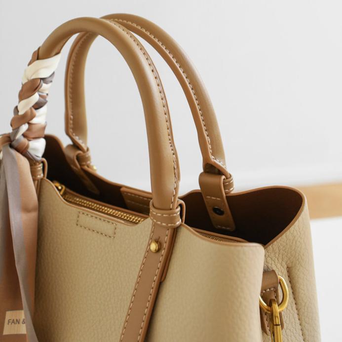 Aurelia Arc Tote Bag DW24