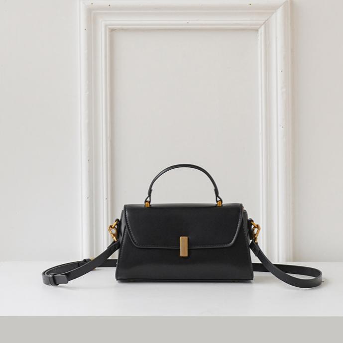 Celeste Scarf Shoulder Bag CW12
