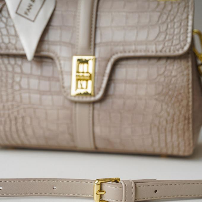 Croc-Embossed Structured Boston Crossbody Bag DW17