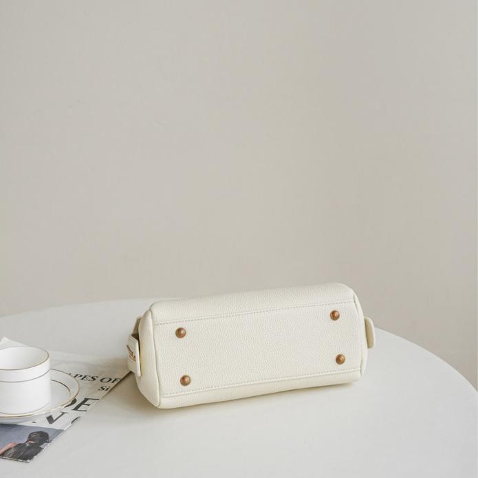 Élan Grace Top Handle Bag CZ193