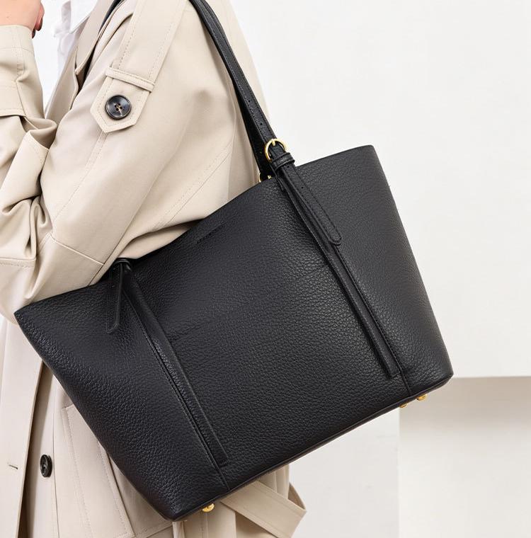 Elara Black First-Layer Leather Tote Bag ET29