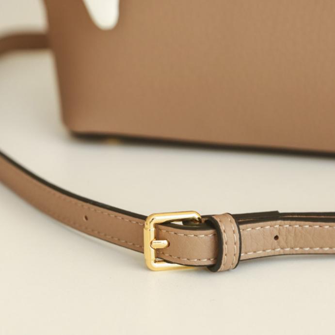 Elegant Lychee-Grain Leather Top Handle Crossbody Bag DW85