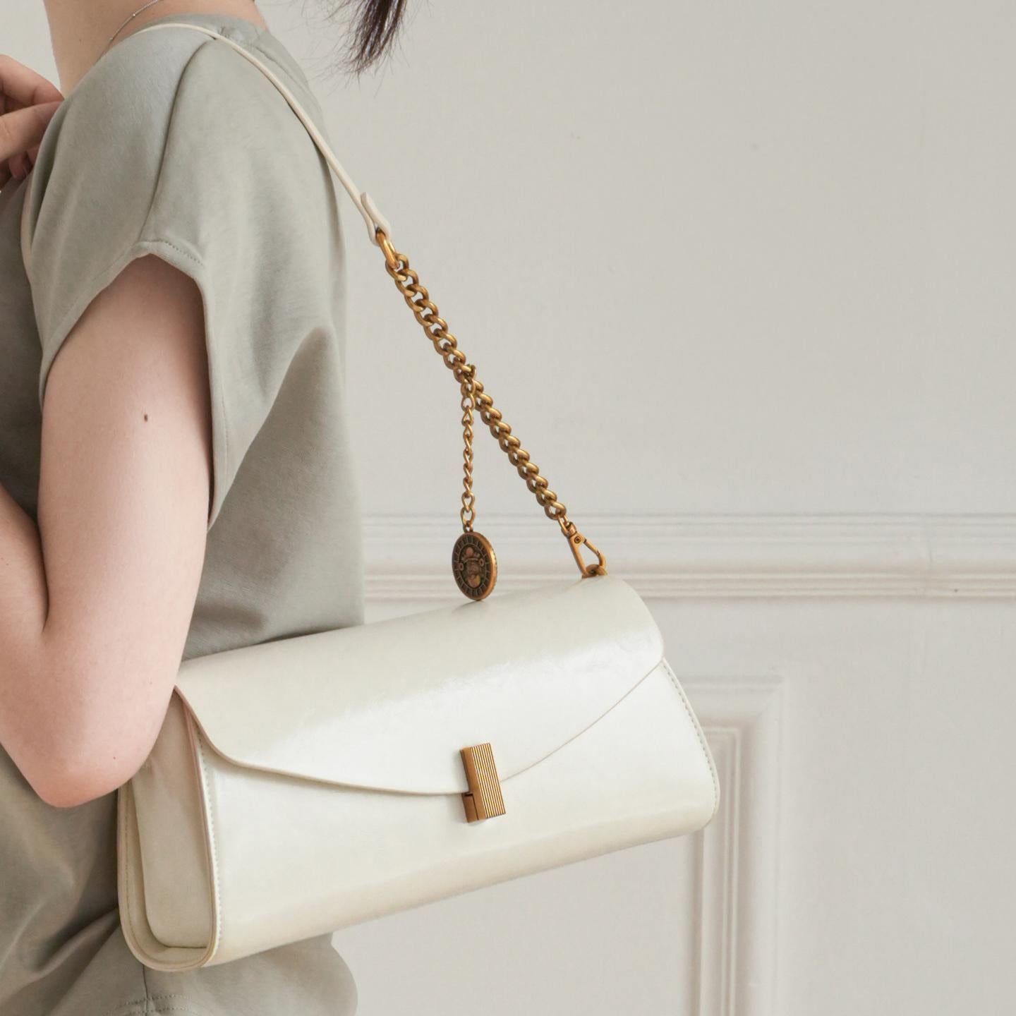 Élise Ivory Shoulder Bag MF176