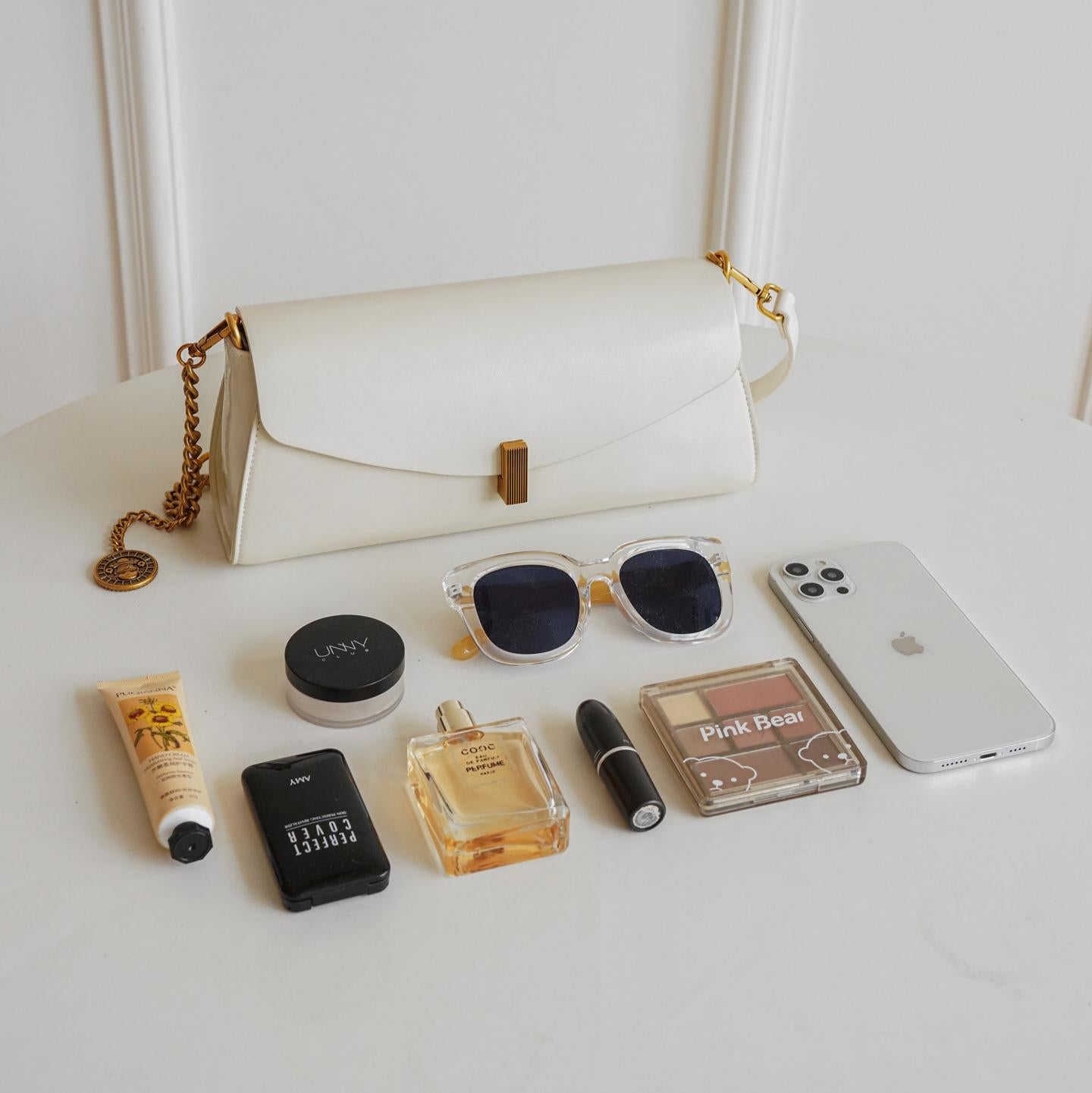 Élise Ivory Shoulder Bag MF176