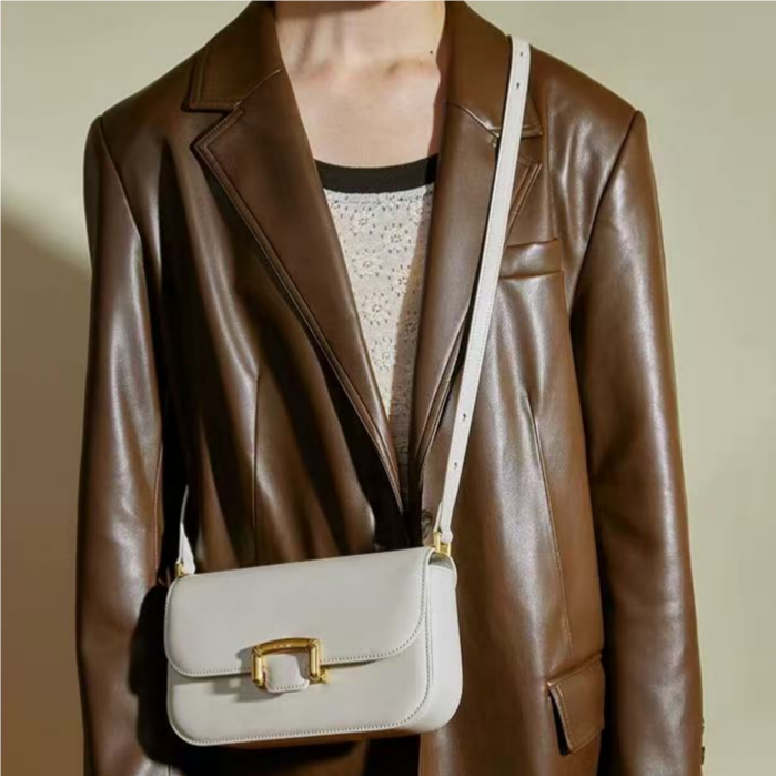 Framed Poise Shoulder Bag MF287