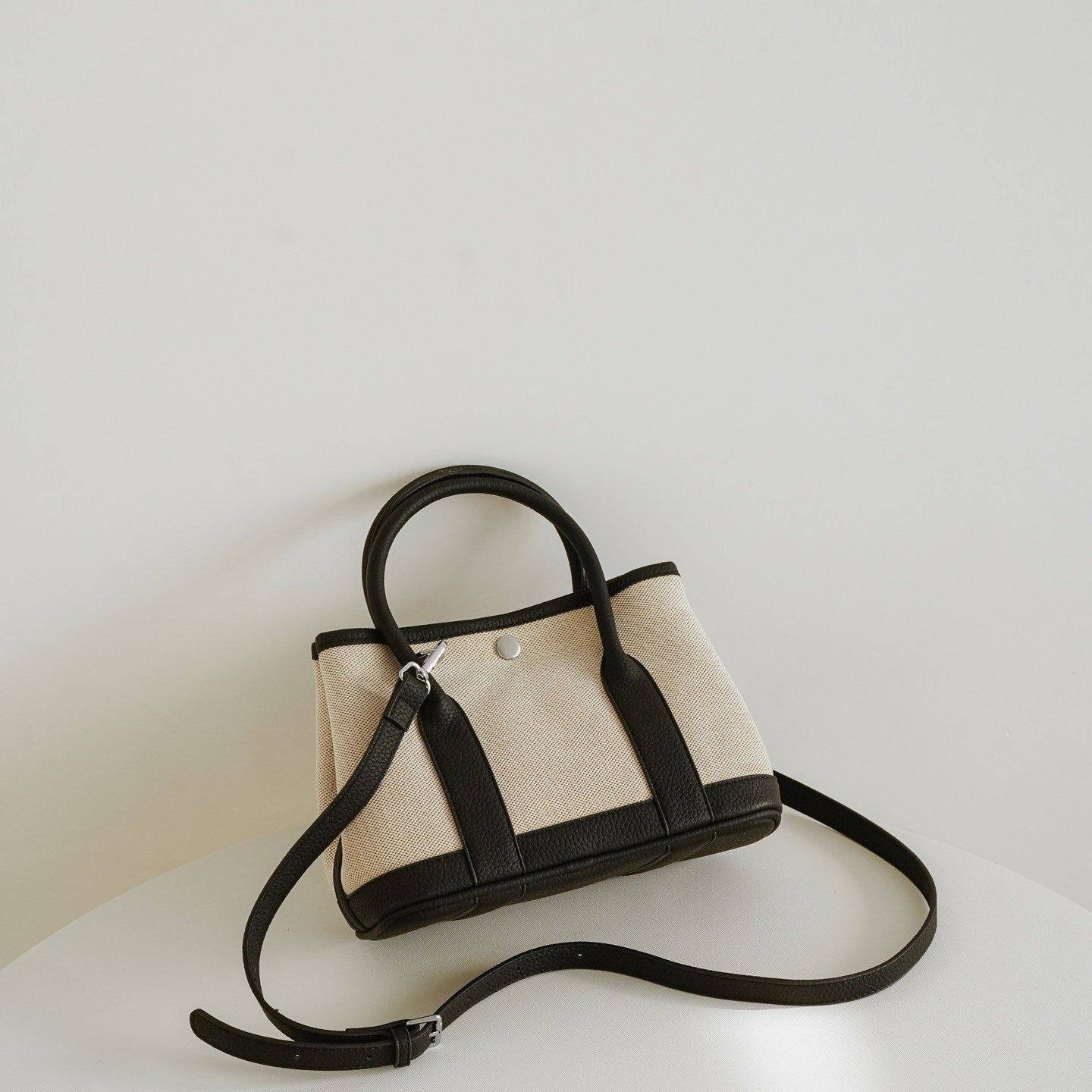 Garden Tote in Canvas and Pebbled Leather DW40