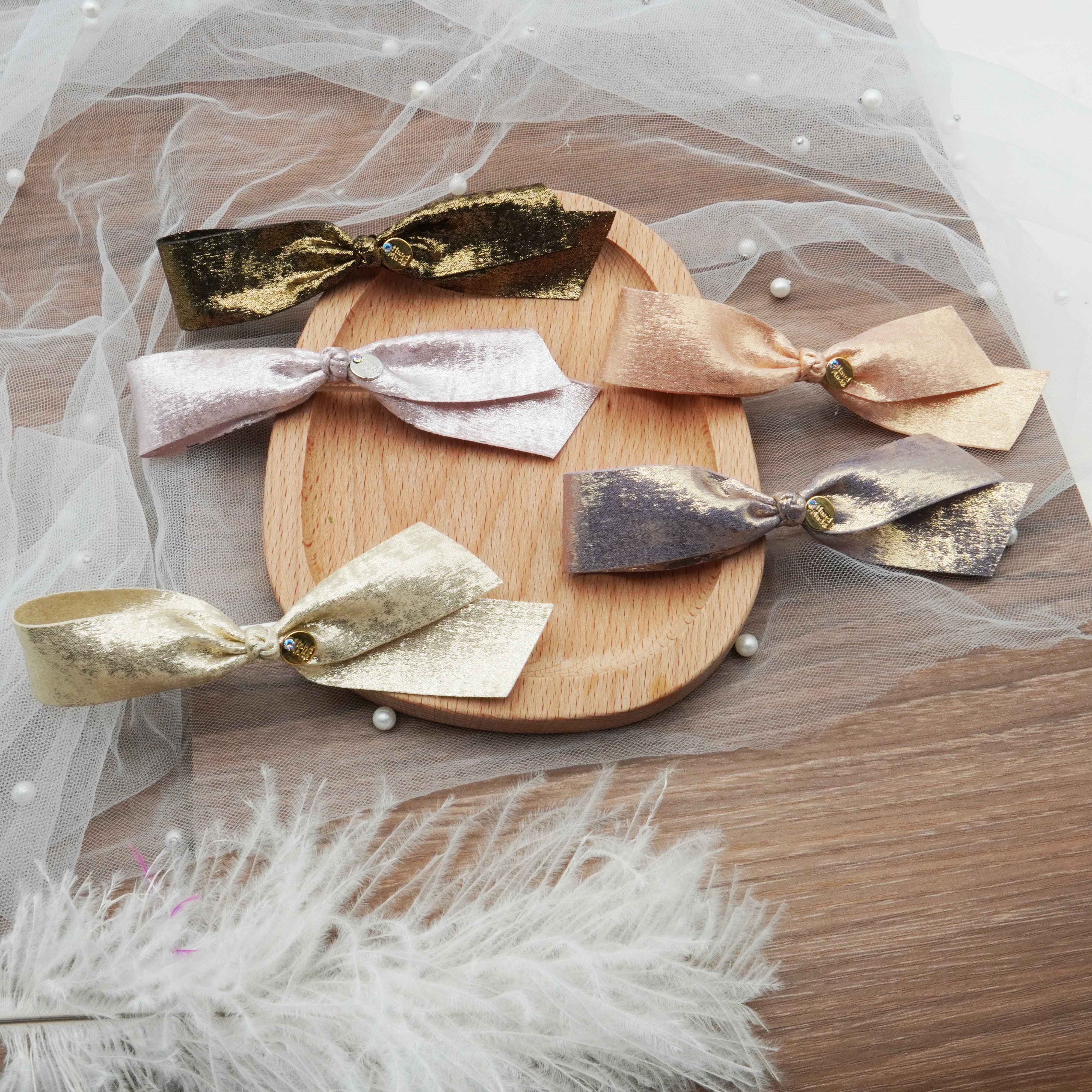 Lunapaw Gold & Silver Foil-Coated Ribbon Streamer Bow Fabric Top Clip TP2020