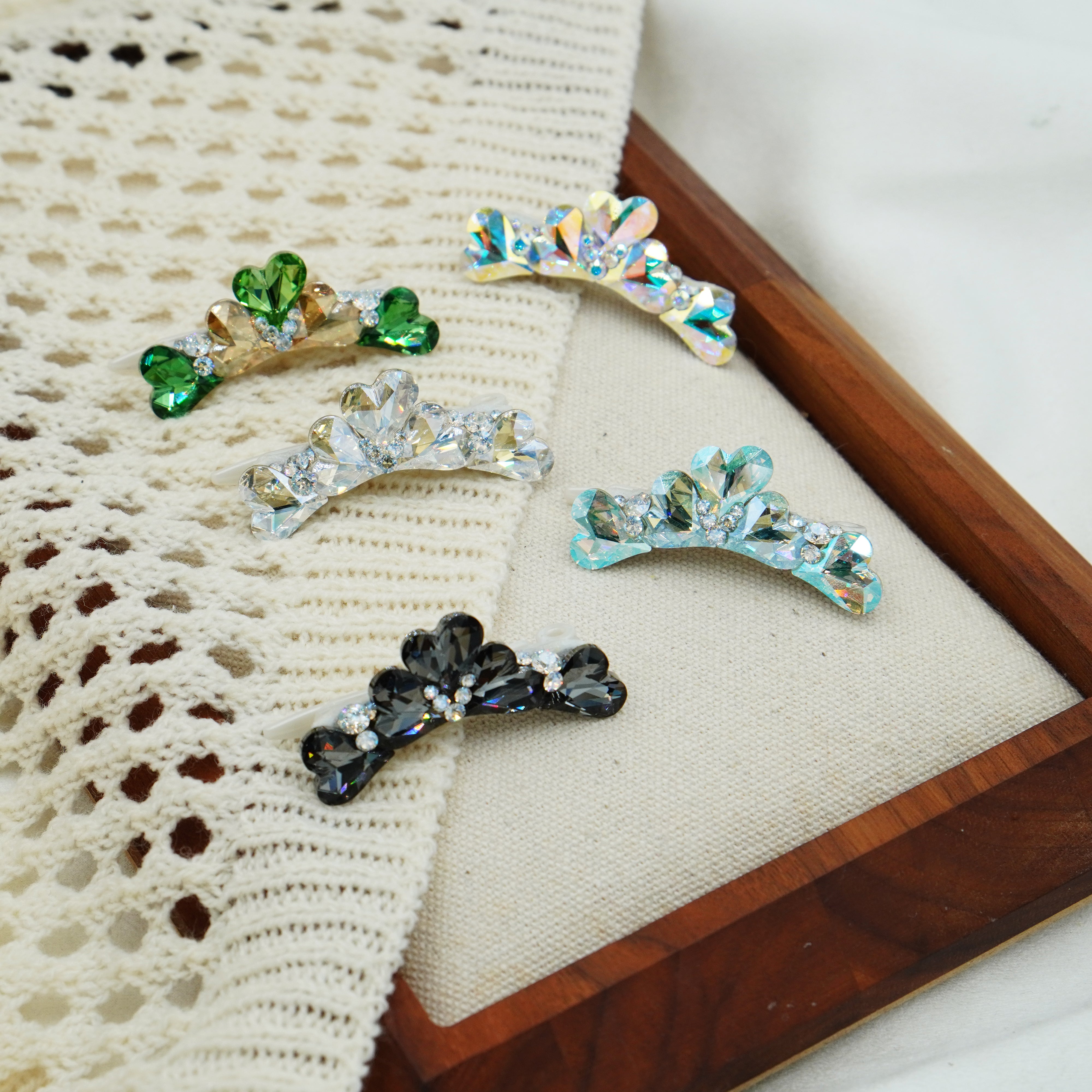 Lunapaw Heart Luxury Crystal Crown CRN20