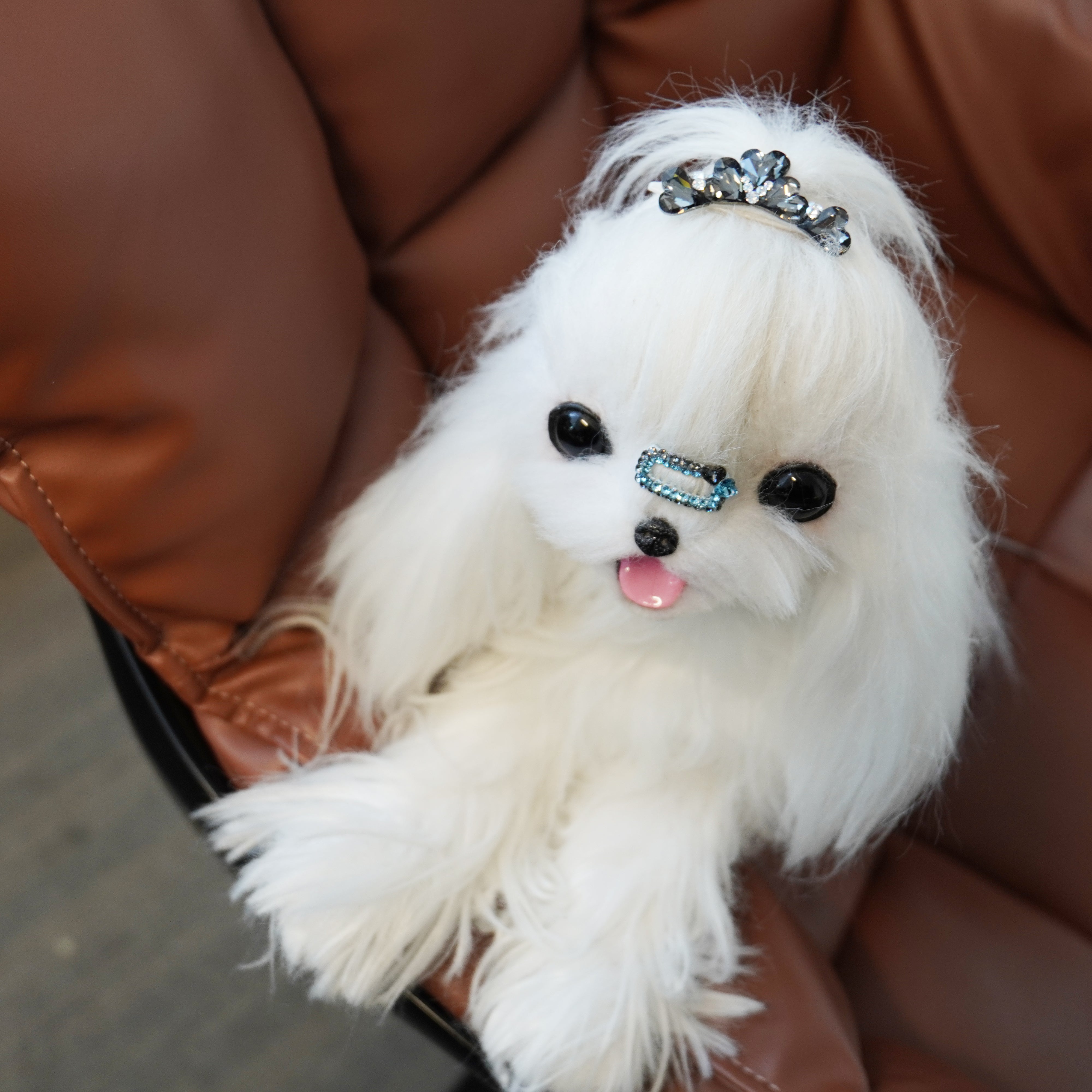 Lunapaw Heart Luxury Crystal Crown CRN20