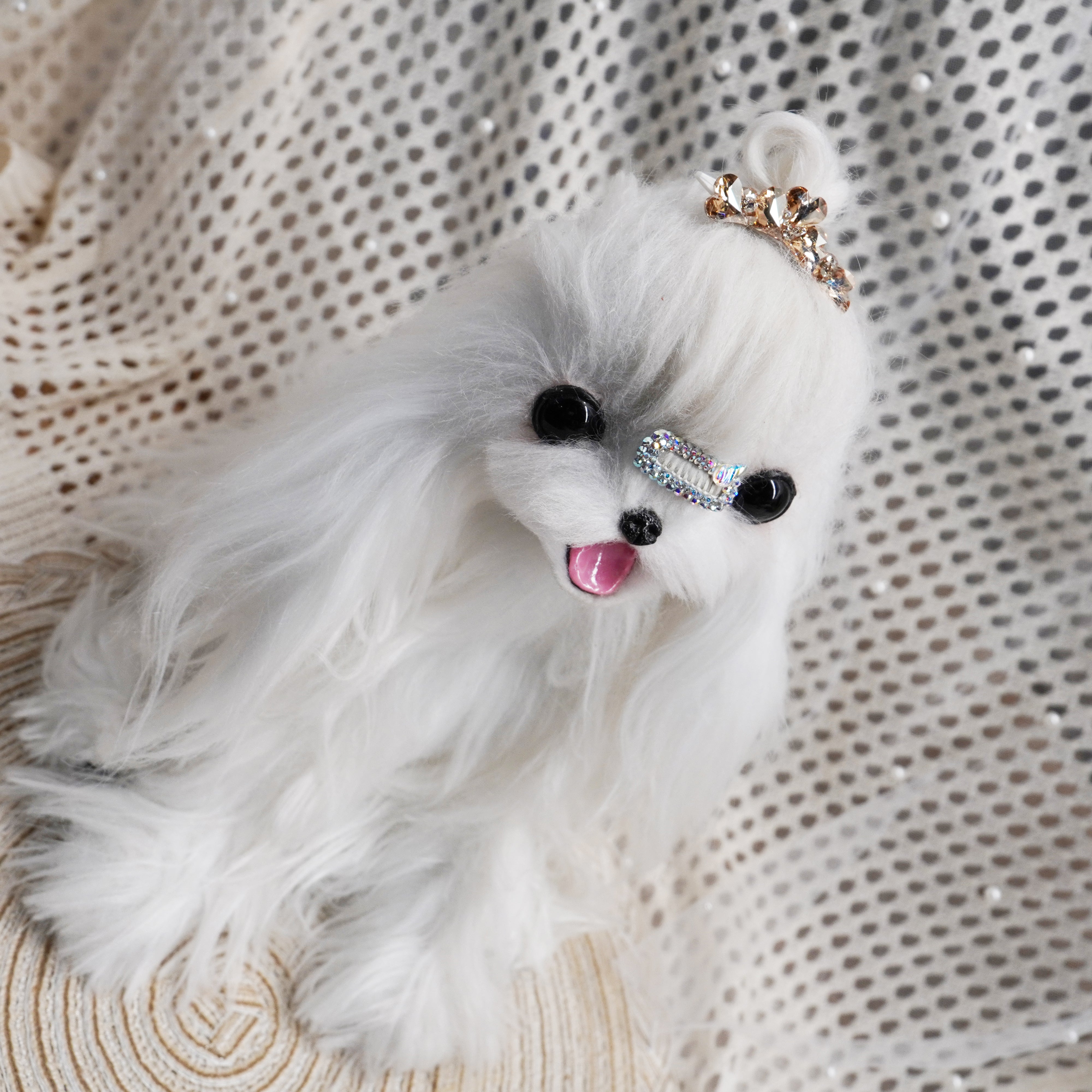 Lunapaw Heart Luxury Crystal Crown CRN20