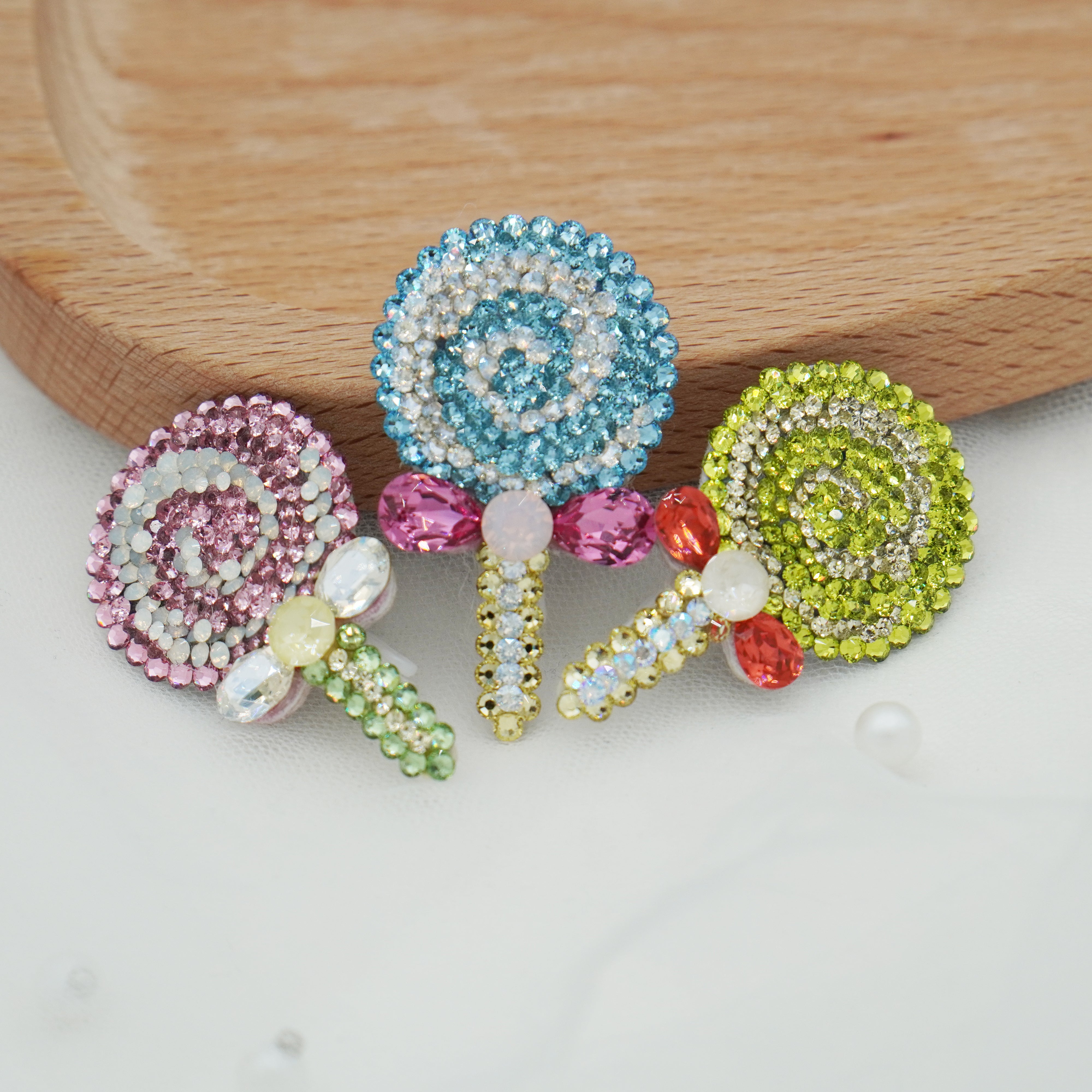 Lunapaw Lollipop Luxury Crystal Top Clip TP28