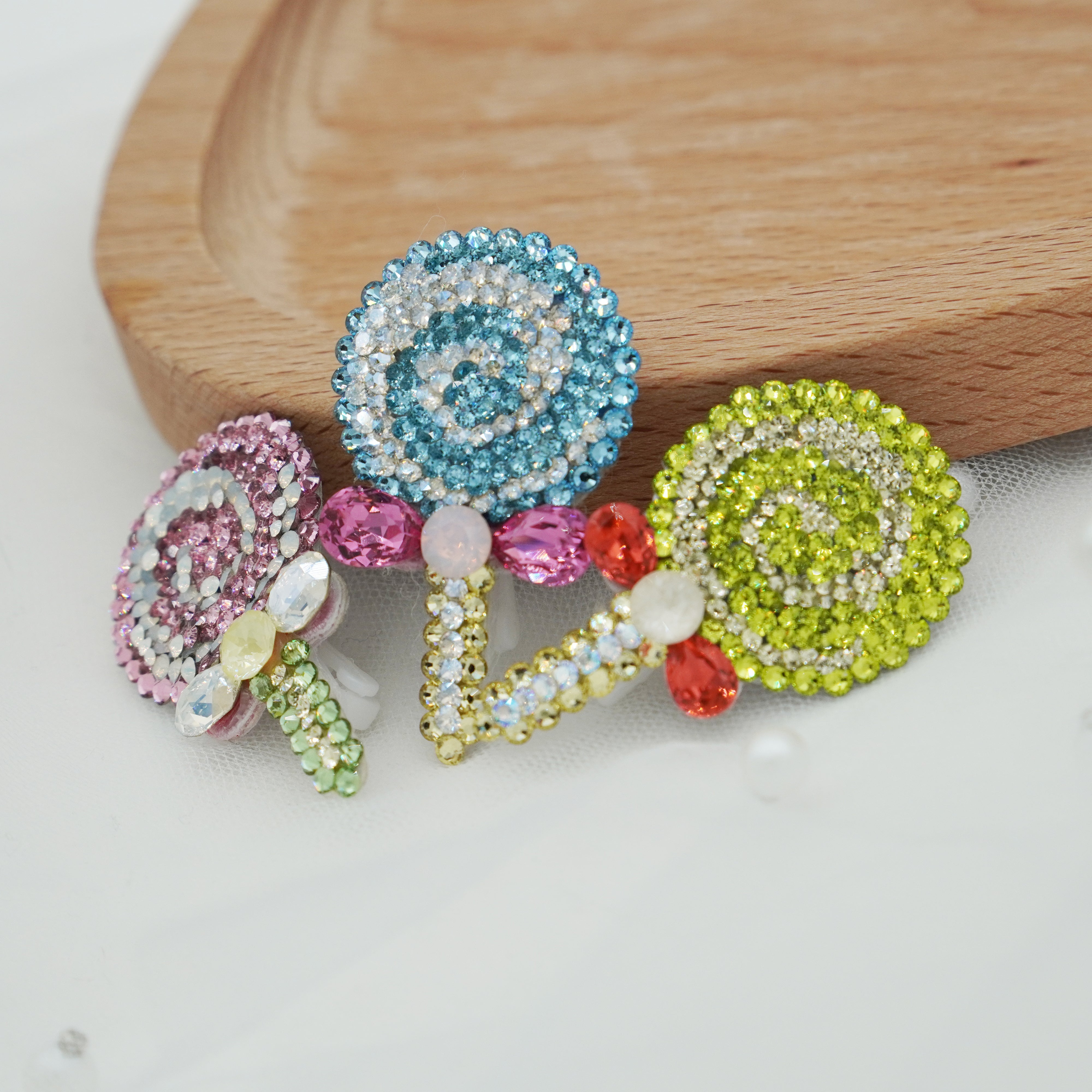 Lunapaw Lollipop Luxury Crystal Top Clip TP28