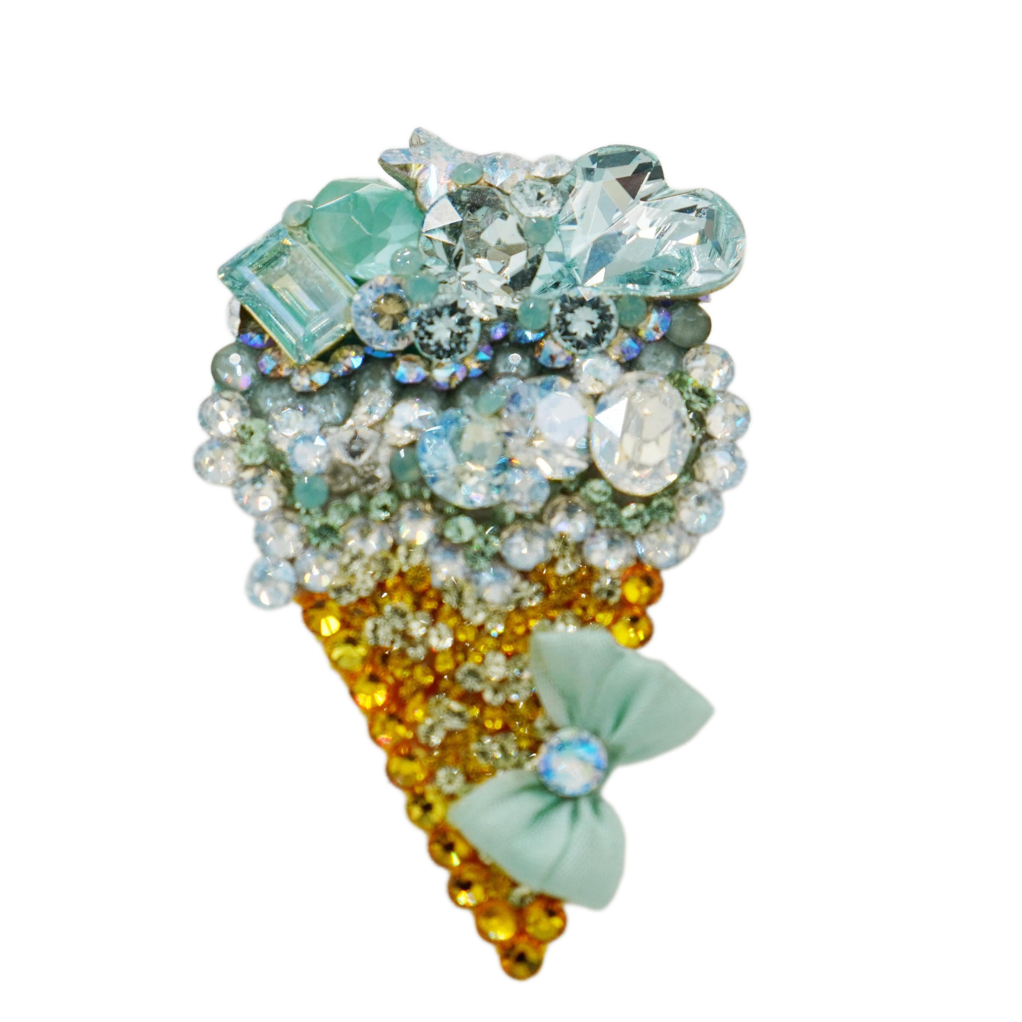 Lunapaw Rock Candy Heart Ice Cream Cone Luxury Crystal Top Clip TP30