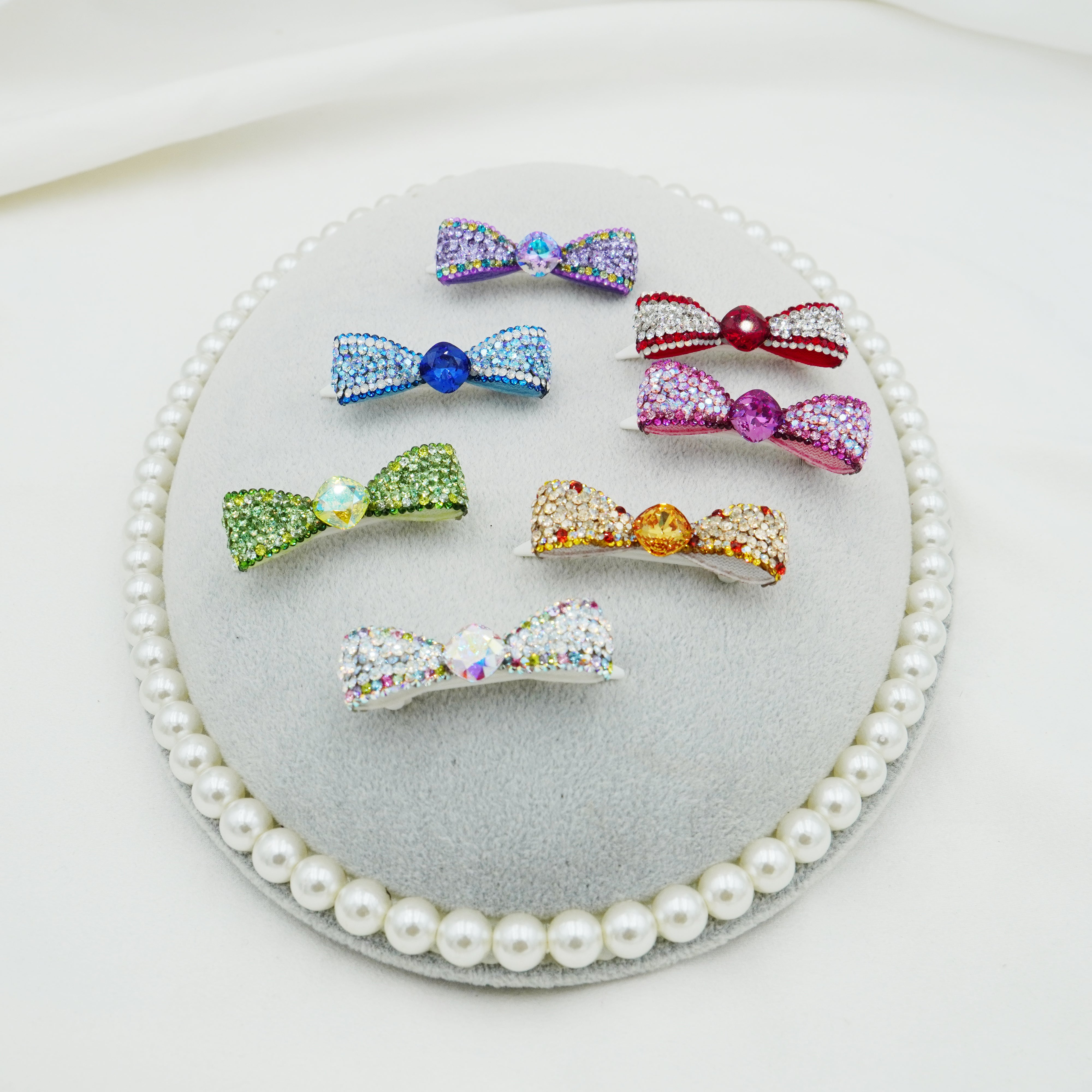 Lunapaw Structured 3D Bow Tie Luxury Crystal Top Clip TP33