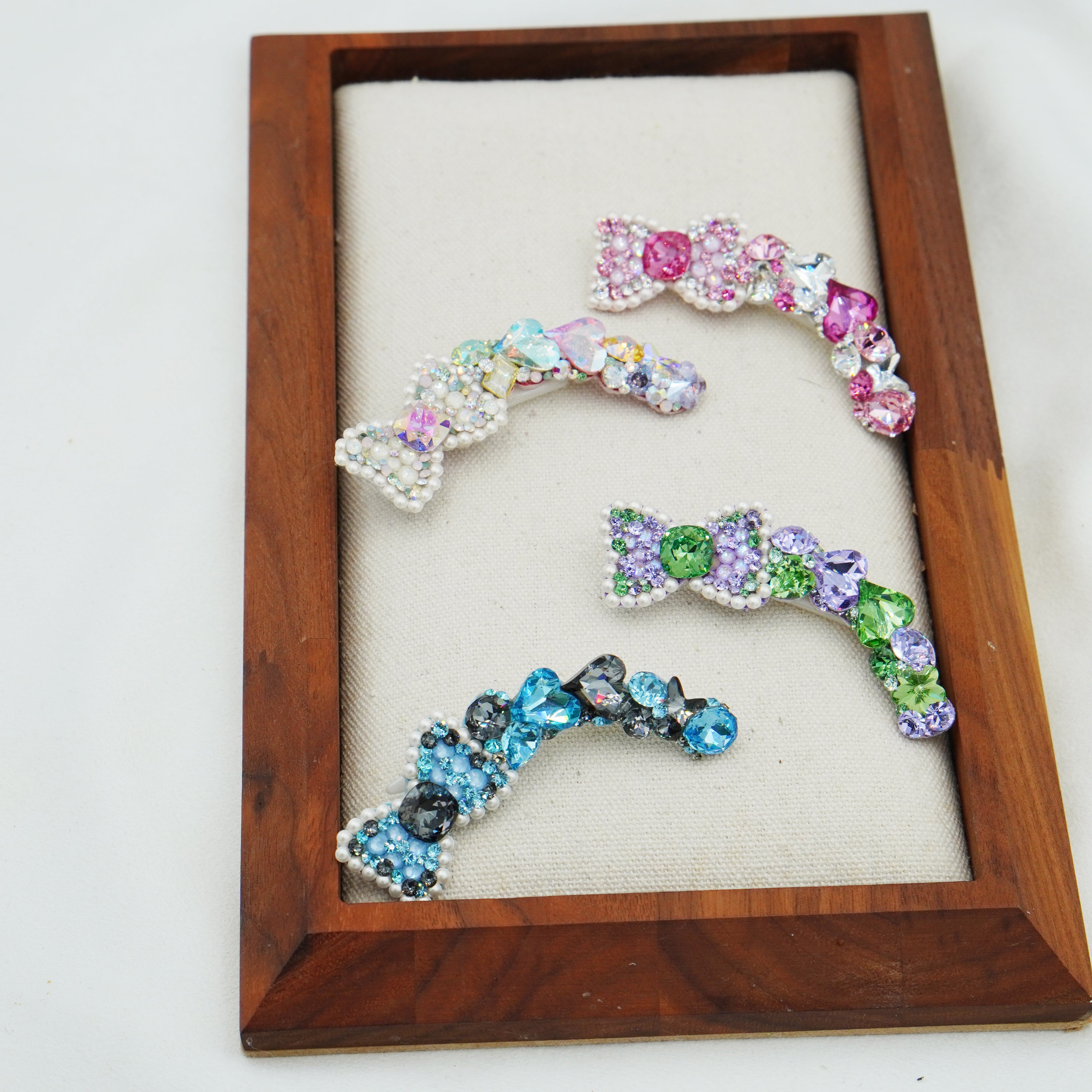 Lunapaw Structured Bow & Heart Luxury Crystal Headband HB25