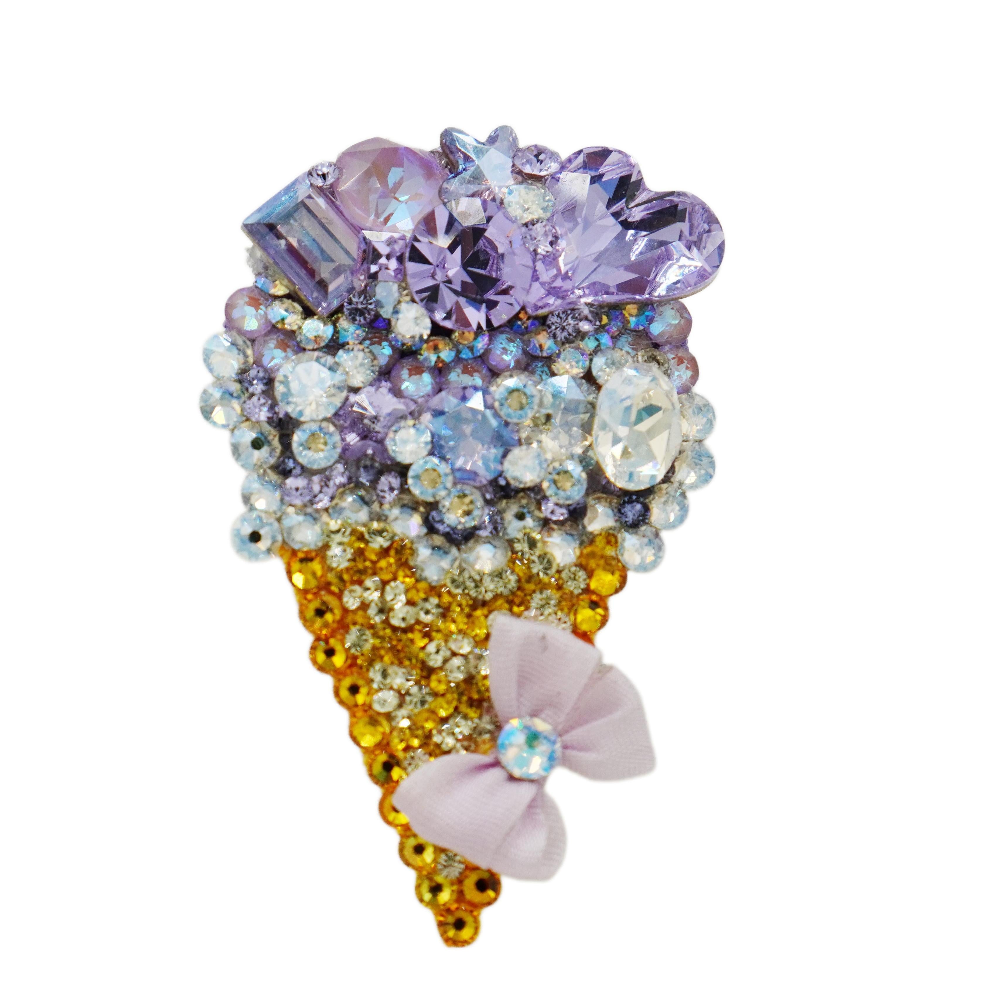 Lunapaw Rock Candy Heart Ice Cream Cone Luxury Crystal Top Clip TP30
