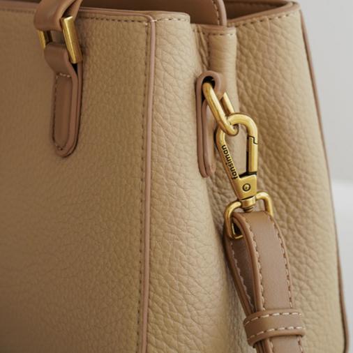 Luxe Pebbled Leather Boston Crossbody Bag with Silk Scarf DW70