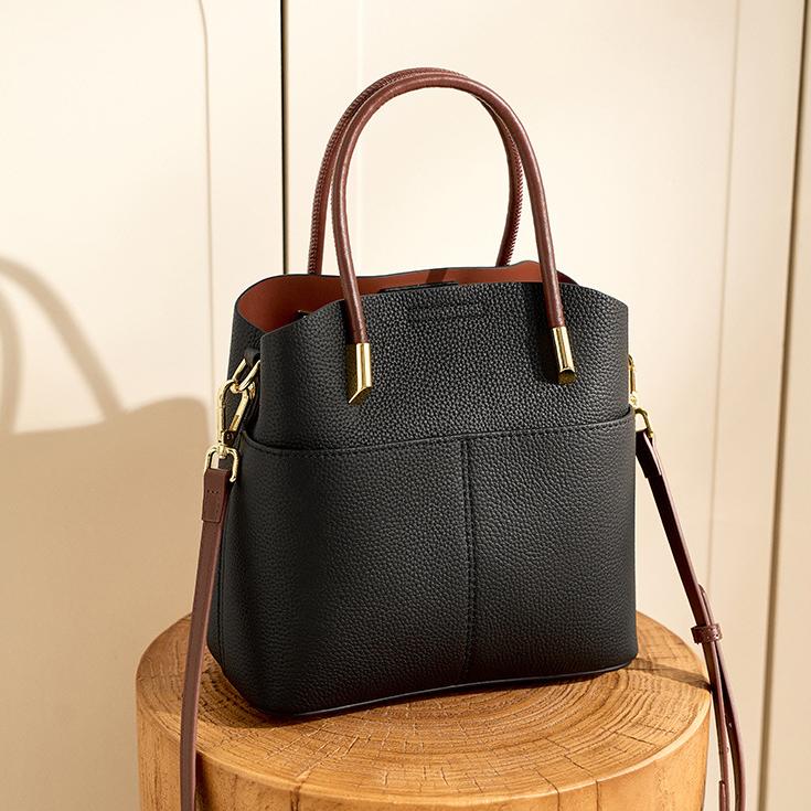 Margot Black Leather Tote Bag CT50