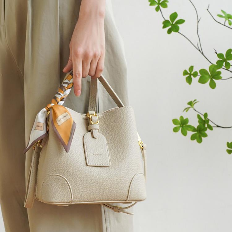 Marielle Pebbled Bucket Bag CJ304