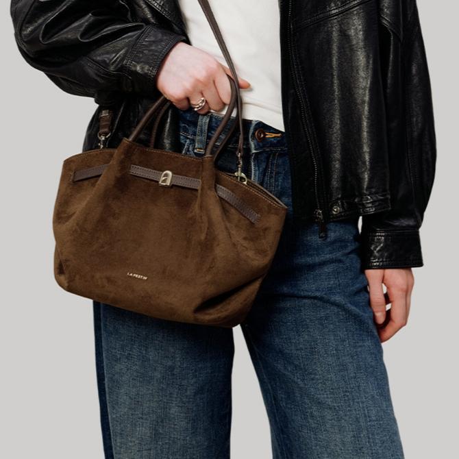 Medium Soft-Grain Top Handle Bag DW20