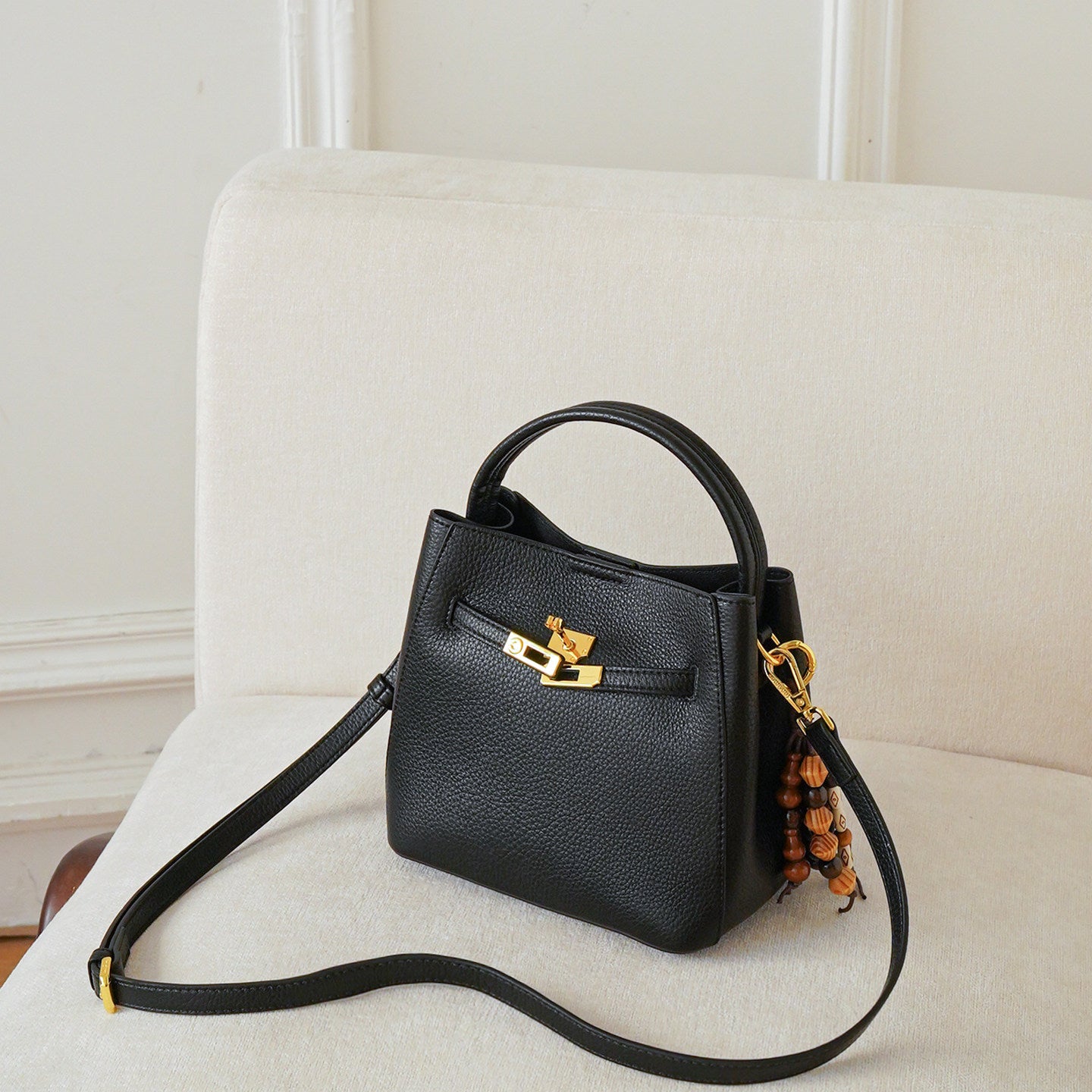 Noir Belle Mini Bucket Bag HU006
