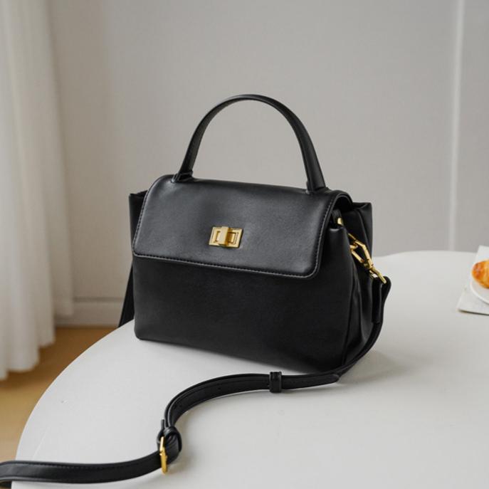 Noir Élise Top Handle Shoulder Bag CW20