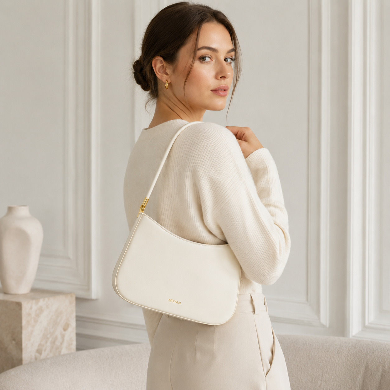 Noir Arc Shoulder Bag MF320