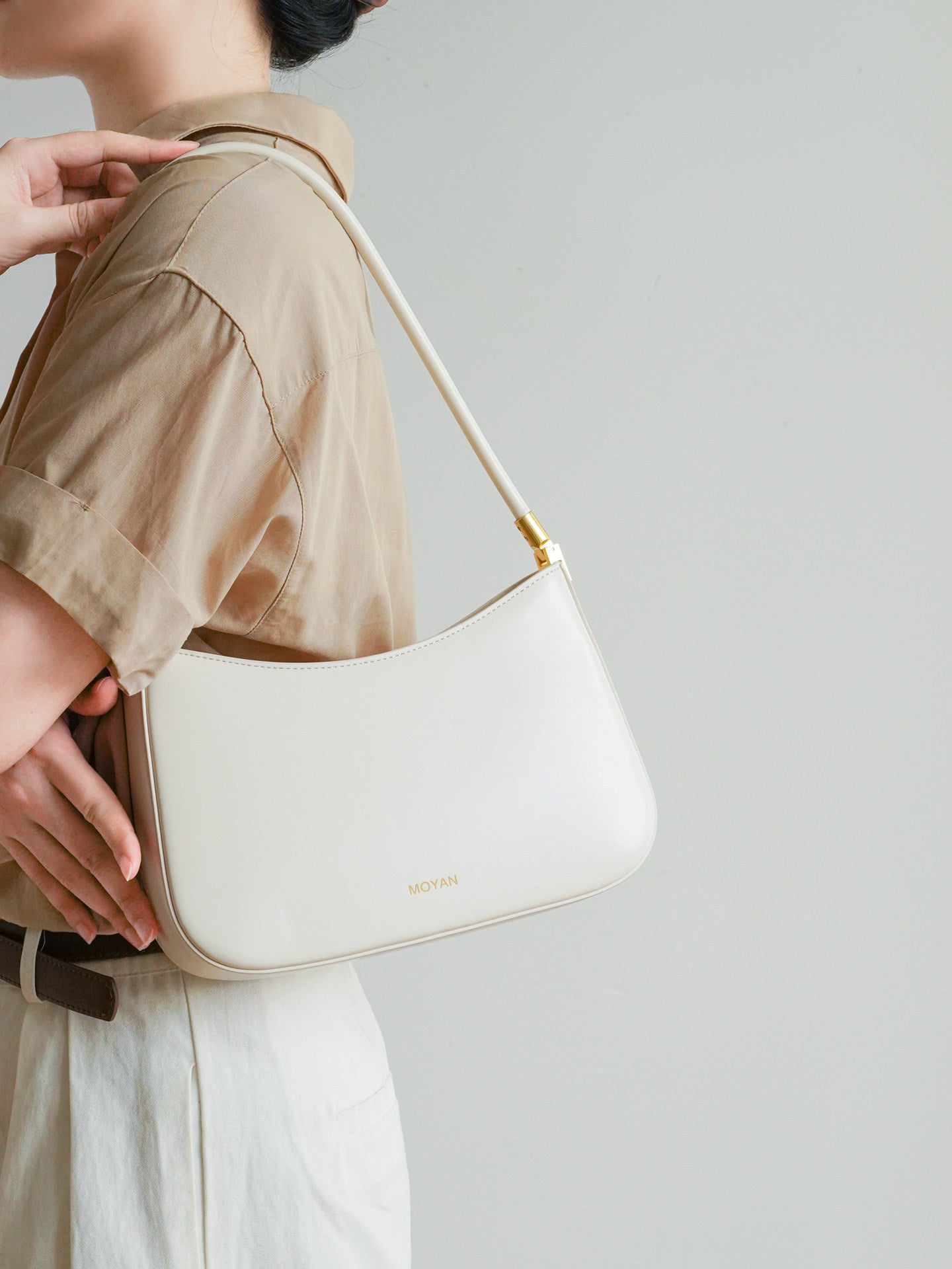 Noir Arc Shoulder Bag MF320