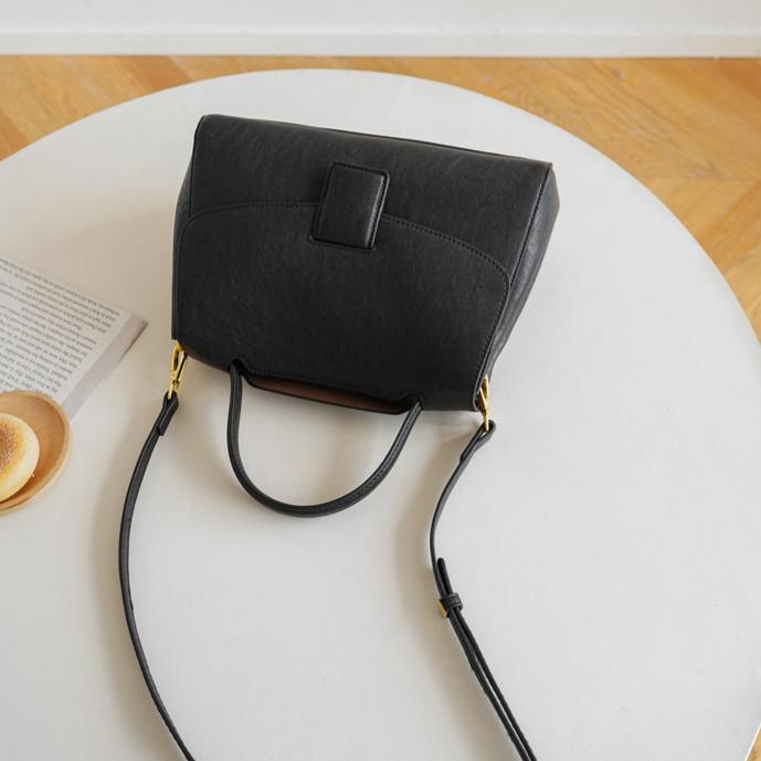 Siena Structured Top Handle Bag CZ275