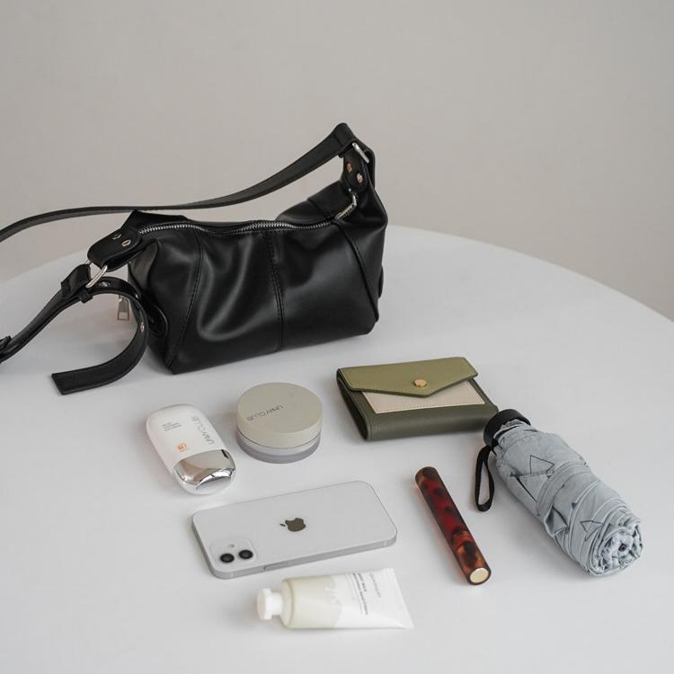 Soft Crescent Bag in Smooth Vegan Leather DW60